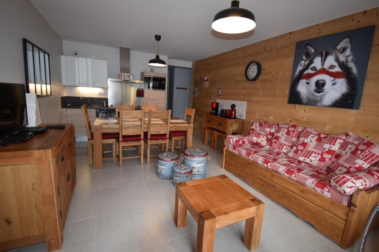 Villa Vaujanylocations - Domaine Du Patre Habitación foto